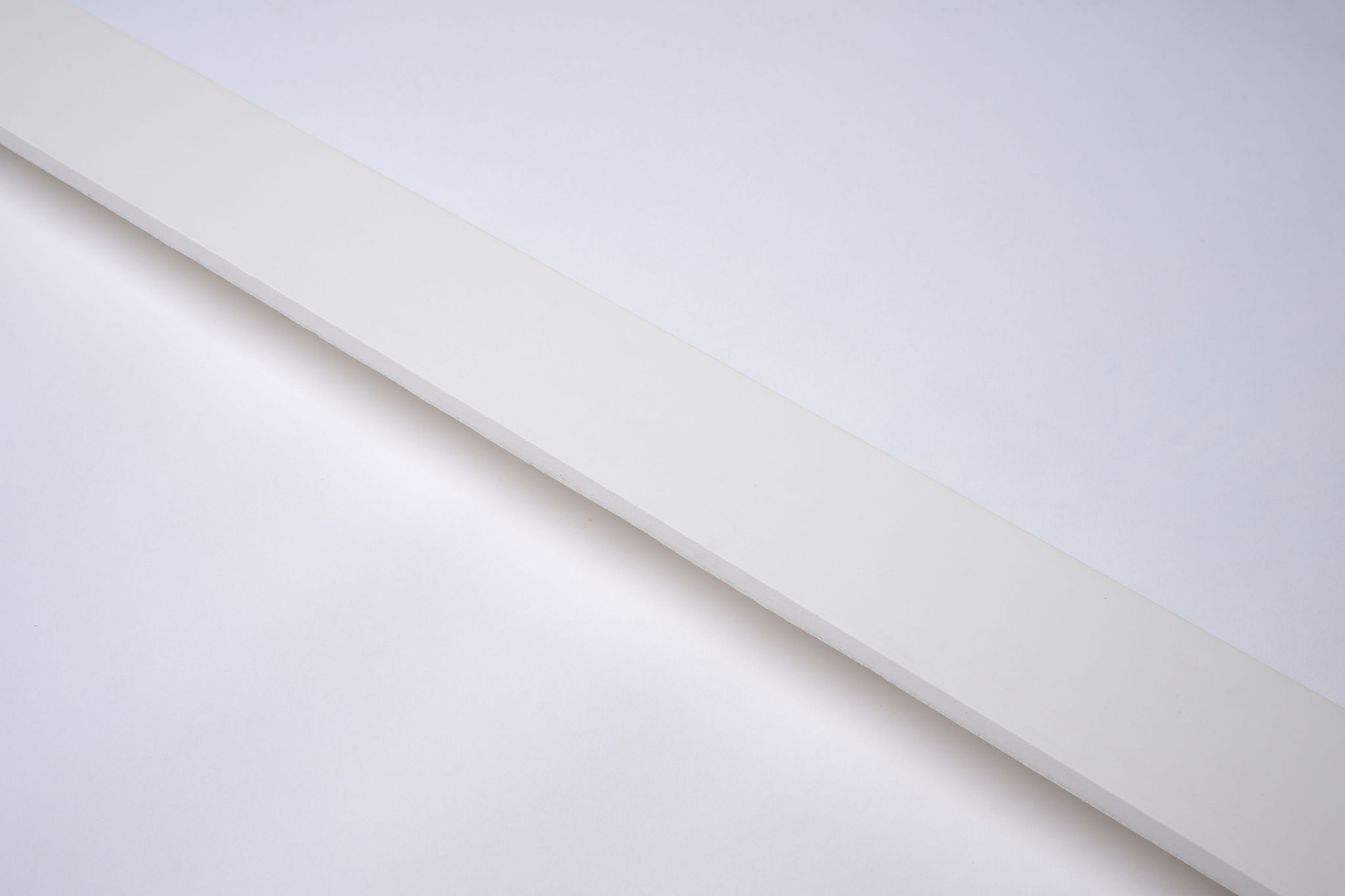 4631 - Minimal wall profile